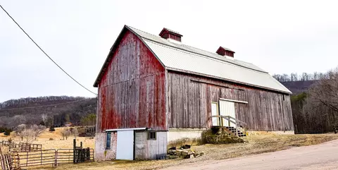000 Willenberg Rd, De Soto, WI 54624