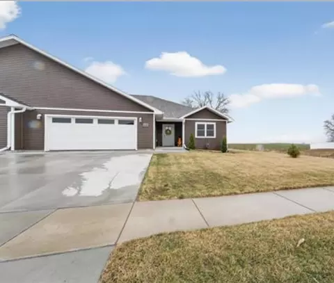 804 Roosevelt St, Baraboo, WI 53913