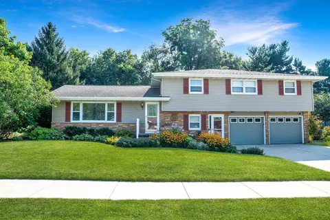 503 Birkinbine Dr, Sun Prairie, WI 53590
