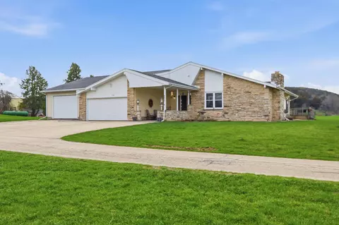 9021 County Road Kp, Cross Plains, WI 53528