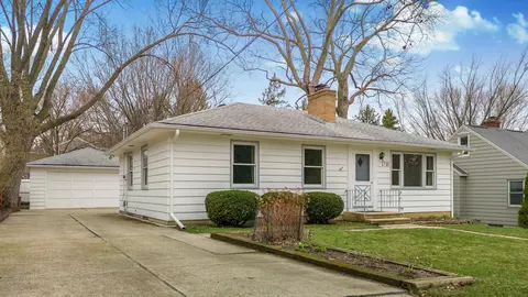 1710 Camus Ln, Madison, WI 53705