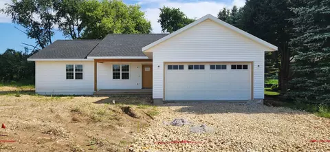 549 Autumn Dr, Walworth, WI 53184