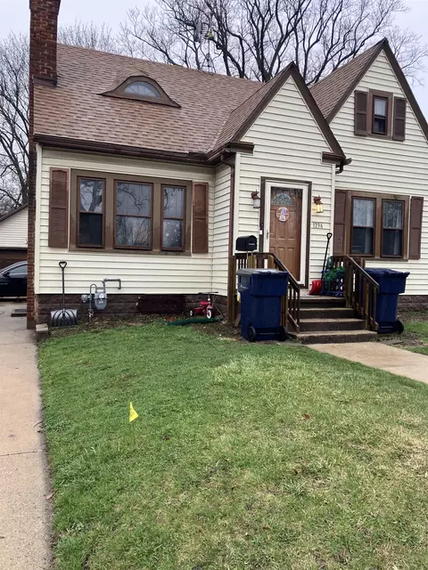 1234 Center Ave #1234, Janesville, WI 53546