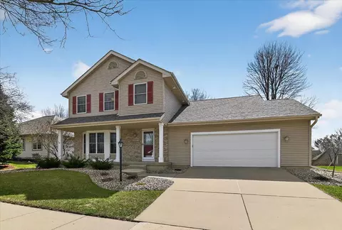 6825 Bluff Point Dr, Madison, WI 53718