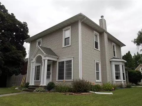 227 W Madison Ave, Milton, WI 53563