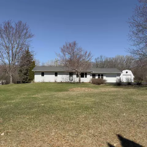 s4331 Draper Street, Baraboo, WI 53913