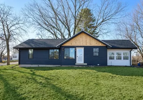 3101 Shadyside Dr, Stoughton, WI 53589