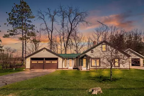 472 North St, Green Lake, WI 54941