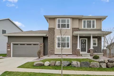 9725 Tawny Acorn Dr, Verona, WI 53593