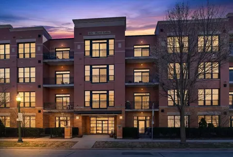 615 W Main St #207, Madison, WI 53703