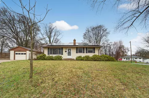 518 Bowman Ave, Madison, WI 53716