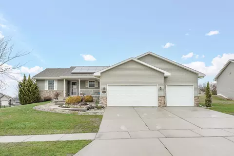 3730 Solar Ave, Janesville, WI 53548