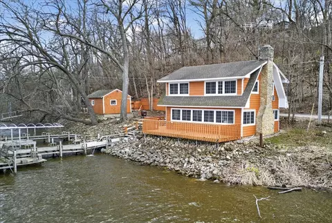 433 Ellendale Rd, Edgerton, WI 53534