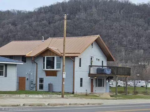 119 121 Main St, Lynxville, WI 54626