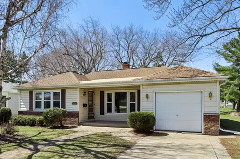 208 N Main St, Verona, WI 53593