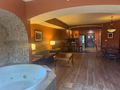 2411 River Rd #2323, Wisconsin Dells, WI 53965