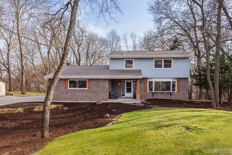 4930 Hickory Trl, Middleton, WI 53562