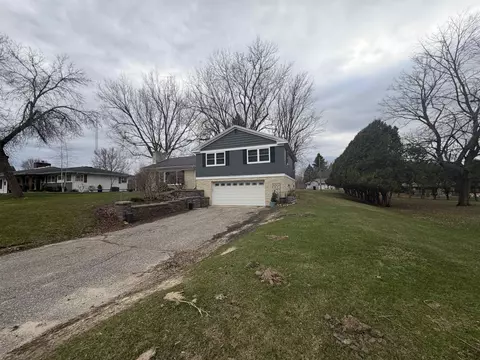 331 Bowman Rd, Wisconsin Dells, WI 53965