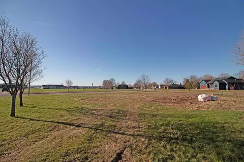 Exterior - 239 Spring St, Spring Green, WI 53588 photo 6 of 6