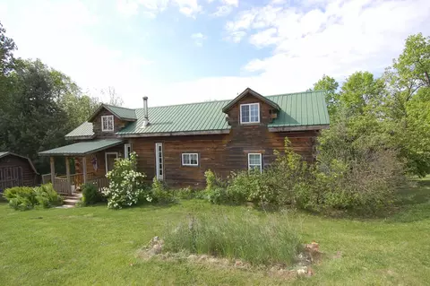s5712 North Illusion Drive, Viola, WI 54664