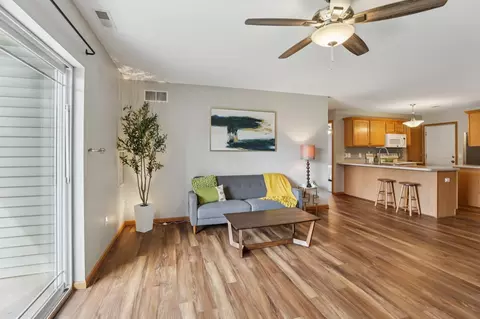 202 Douglas Dr, Brooklyn, WI 53521