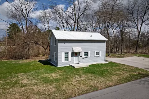 108 E 4th Ave, Brodhead, WI 53520