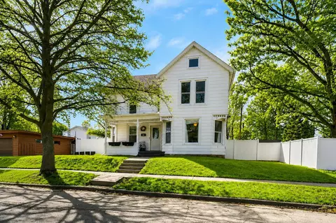 1213 21st Ave, Monroe, WI 53566