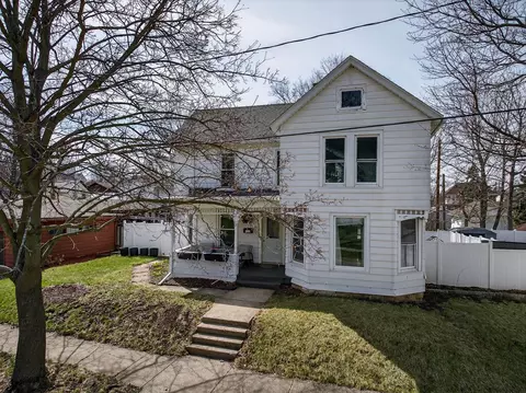 1213 21st Ave, Monroe, WI 53566