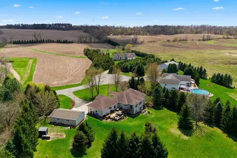 2145 Davis Hills Dr, Verona, WI 53593
