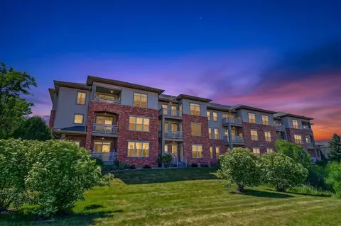 6402 Milwaukee St #203, Madison, WI 53718