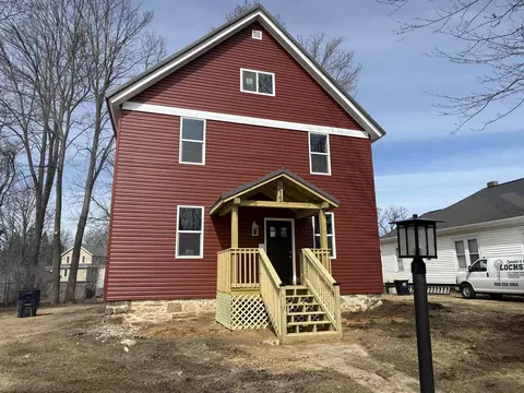 515 Martin St, Mauston, WI 53948