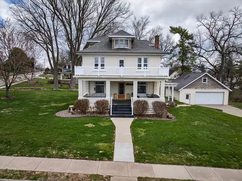 115 W Hill St, Blanchardville, WI 53516