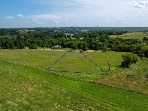 L1135 Amsterdam Court, La Valle, WI 53941