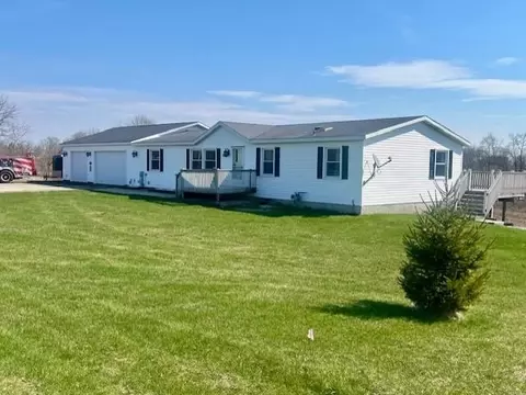 w4831 Pierce Road, Monticello, WI 53570