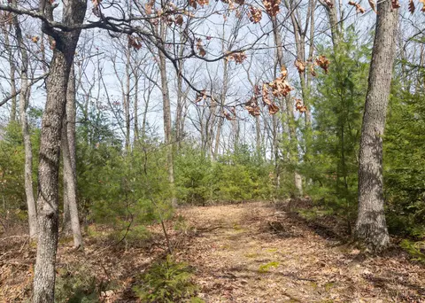 247 Cypress Ave, Coloma, WI 53930