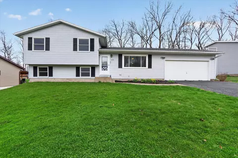 310 Ash St, Oregon, WI 53575