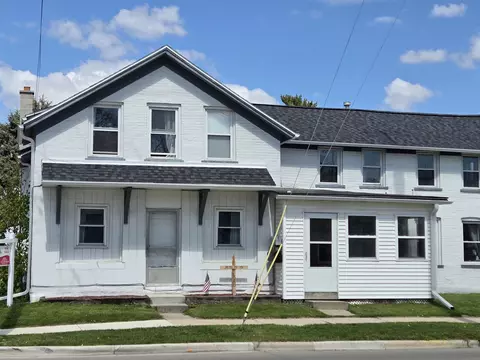 600 N 4th St, Watertown, WI 53098