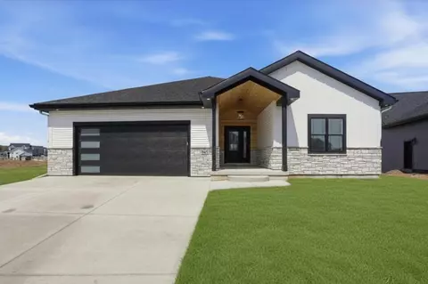 567 Morning Cove Cir, Verona, WI 53593