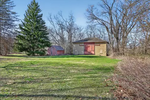 Exterior - 2149 St Lawrence Ave, Beloit, WI 53511 photo 3 of 4