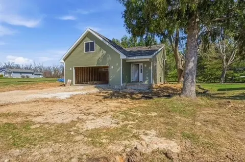 308 2nd St, Brooklyn, WI 53521