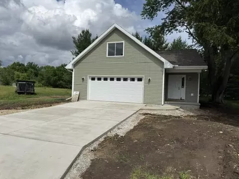 308 2nd St, Brooklyn, WI 53521