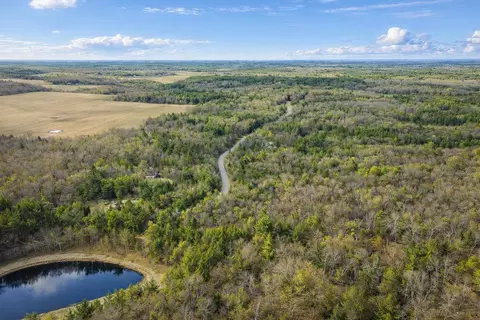 5 68ac 3rd Ct, Westfield, WI 53964