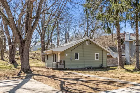 218 E Park St, Montello, WI 53949