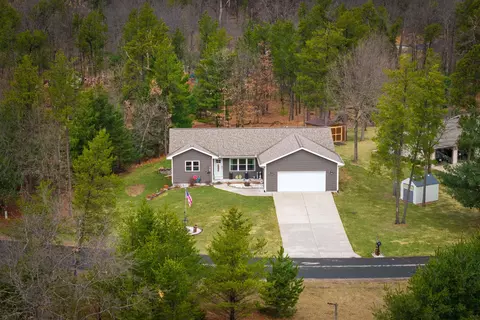 317 Somerset Ct, Nekoosa, WI 54457
