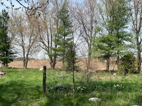7126 S Bohnhoff Rd, Brodhead, WI 53520 photo 2