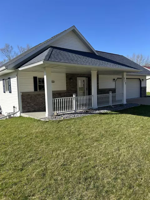 117 Doc Mac Dr, Boscobel, WI 53805