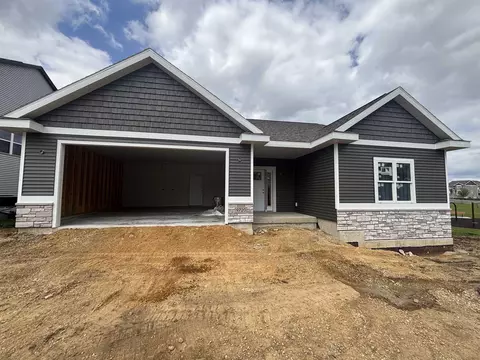 9720 Grey Kestrel Dr, Verona, WI 53593