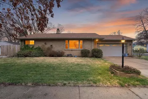 404 Rockport Rd, Janesville, WI 53548