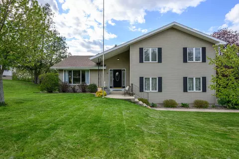 183 Greenhill Cir, Milton, WI 53563