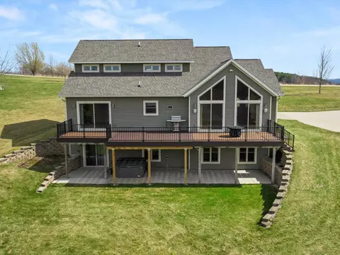 65740 Grand View Dr, De Soto, WI 54624